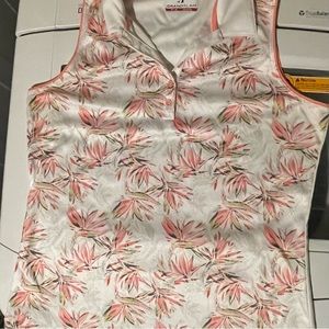 Woman’s golf skort ser